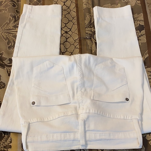 James Jeans white jeans size 26 - Picture 3 of 6